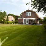 Het Eerste Huisje vacation home